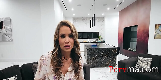 blowjob,milf,pov,stepmom,taboo